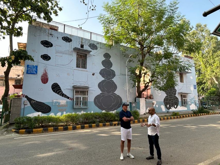 Delhi Street Art Tour: Explore the Murals & Visit a Stepwell - Guides Insights and Stories
