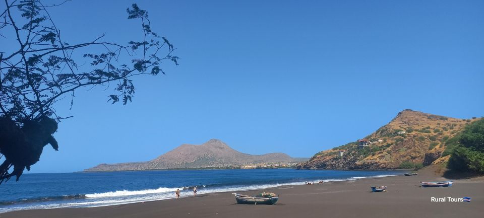 Discover the Black Sand Beachthe Natural Pool - Common questions