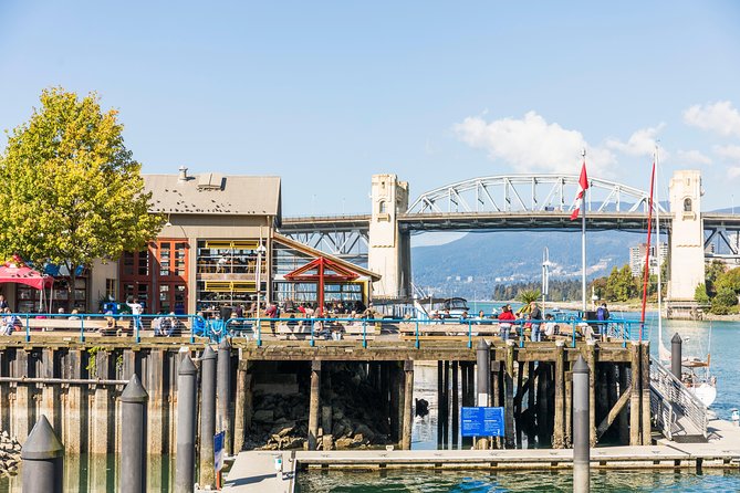Exploring Vancouver: Includes Admission to Vancouver Lookout - Common questions