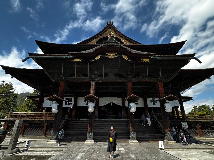 Food & Cultural Walking Tour Around Zenkoji Temple in Nagano - Common questions