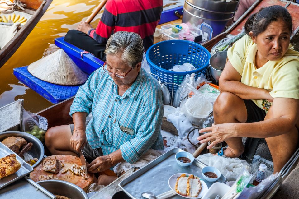 From Bangkok: Damnoen Saduak Floating Market Guided Tour - Visitor Experiences