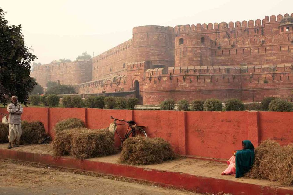 From Delhi: Taj Mahal, Agra Fort Day Tour With Transfers - Common questions