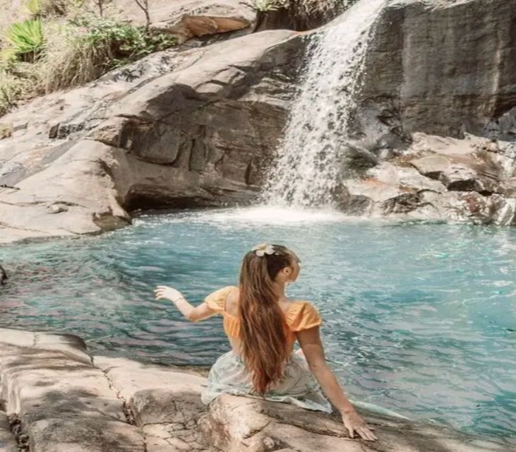 From Ella : - Diyaluma Waterfall & Natural Pool Bath - Common questions
