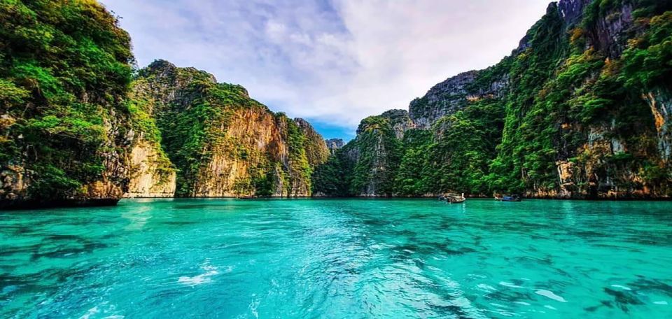 From Krabi: Phi Phi Islands Speedboat Day Tour - Marine Life Conservation