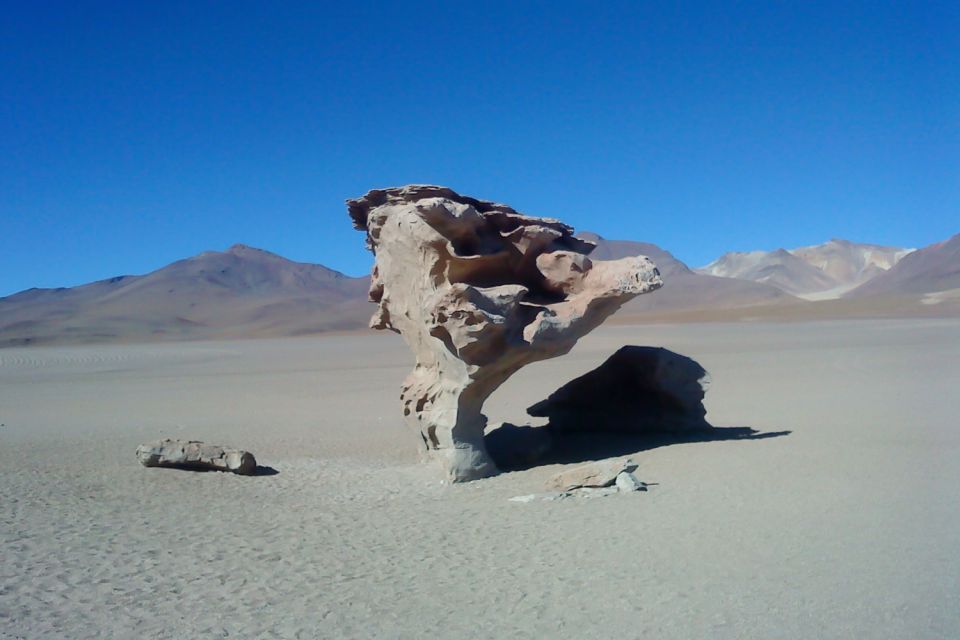 From La Paz to Atacama: Uyuni Salt Flats 4-Day Tour - Tips for the Tour