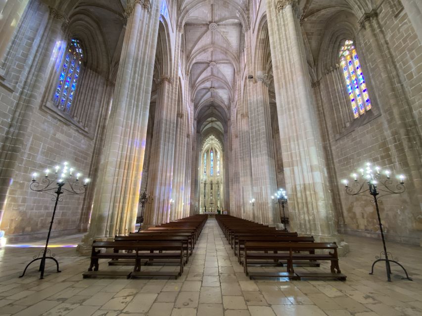 From Lisbon: Fátima, Batalha, Nazaré, and Obidos Tour by Van - Location and Product Details