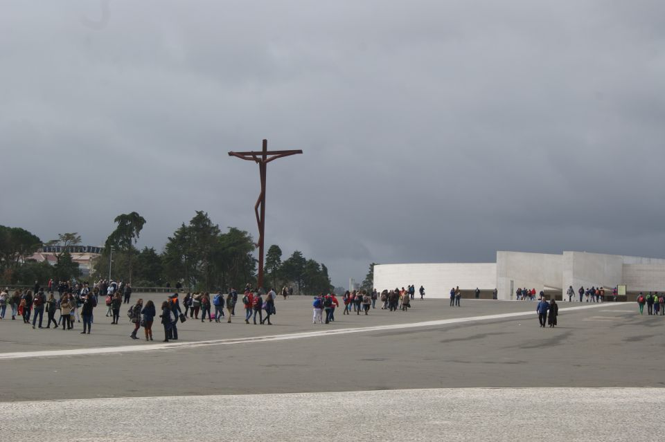 From Lisbon: Fatima Full-Day Private Tour - Pickup Information