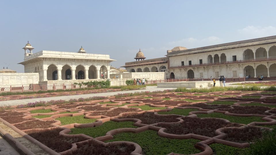 From New Delhi: Taj Mahal, Agra Fort & Baby Taj Sunrise Tour - Location Information