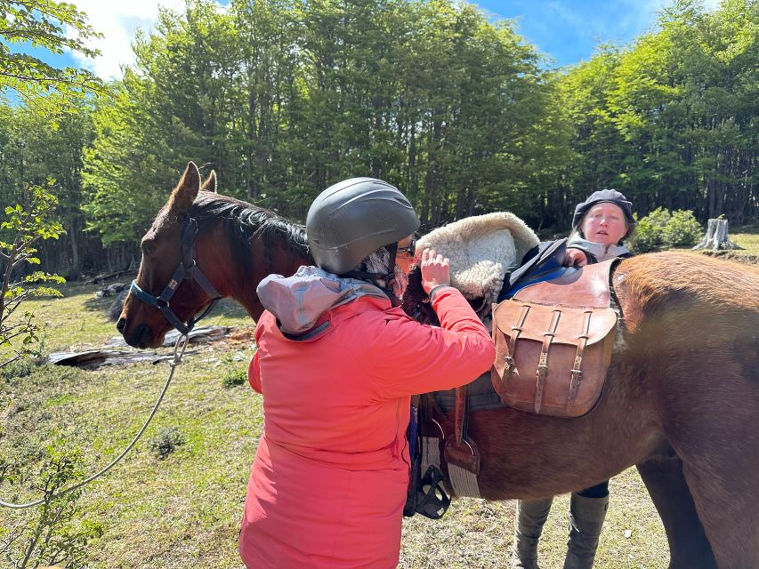 Full Day Horseback Riding Trail Ride to the Mountain - Common questions