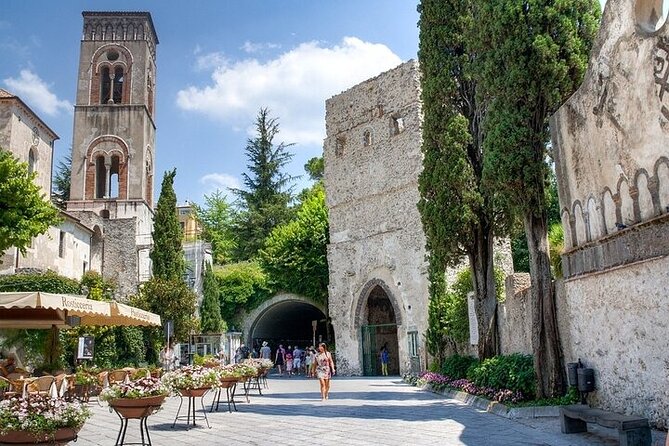 Full Day Private Tour - Positano Amalfi Ravello or Sorrento - Tour Guide and Assistance Details