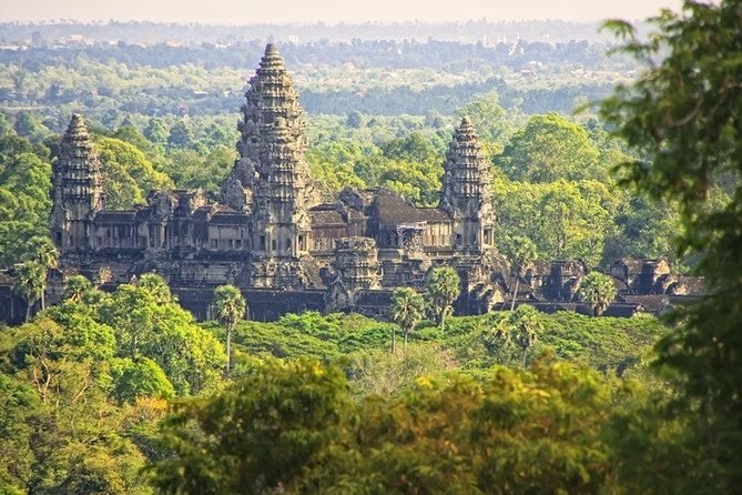 Full-Day Small-Group Angkor Wat Tour From Siem Reap - Tour Highlights and Recommendations
