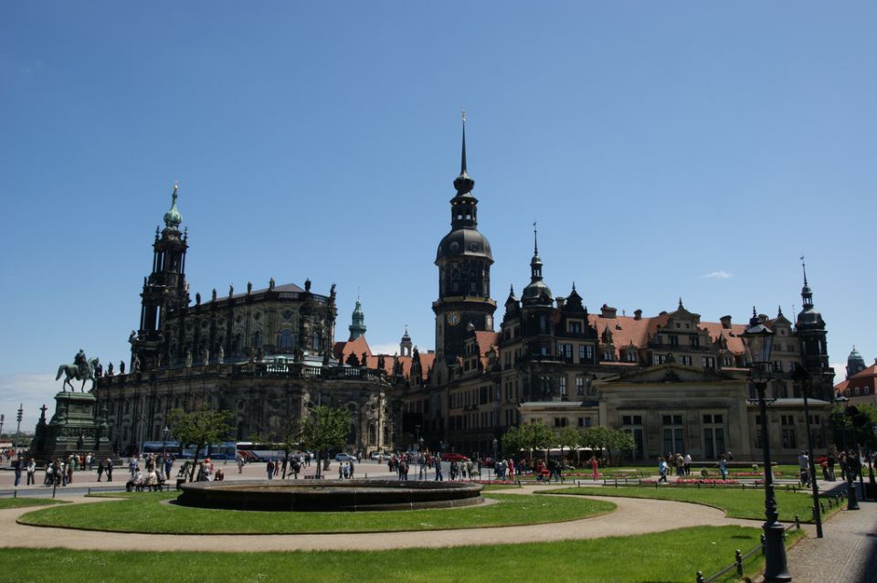 Full Day Tour to Dresden With Zwinger Visit From Prague - Common questions