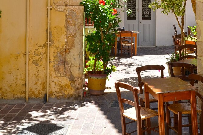 Full-Day West Crete Tour: Chania & Rethymnon Old Town and Kournas Lake - Customer Reviews and Satisfaction Levels