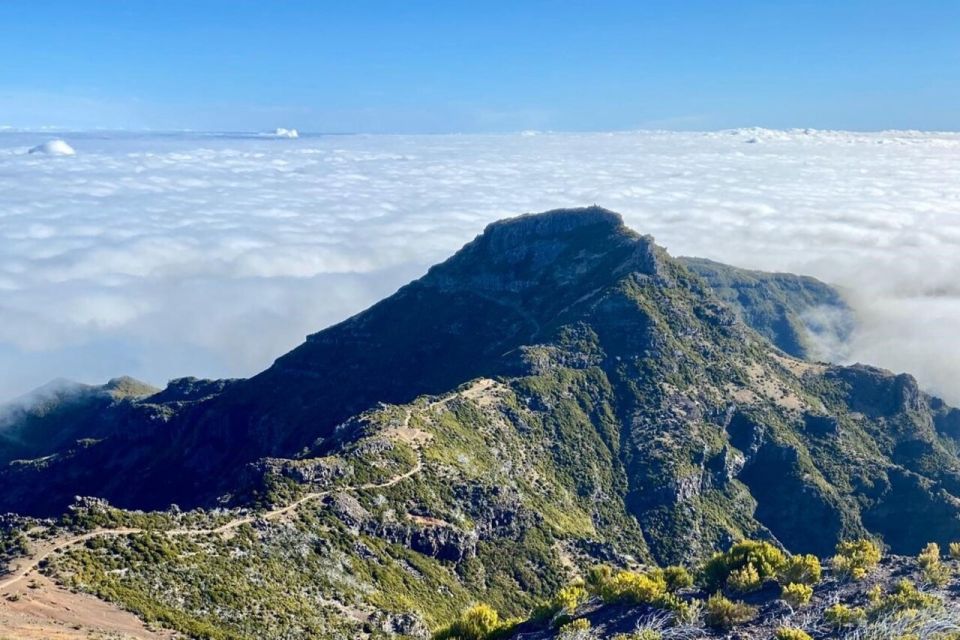 Funchal: Morning Transfer Pico Do Arieiro Pico Ruivo Hike - Common questions