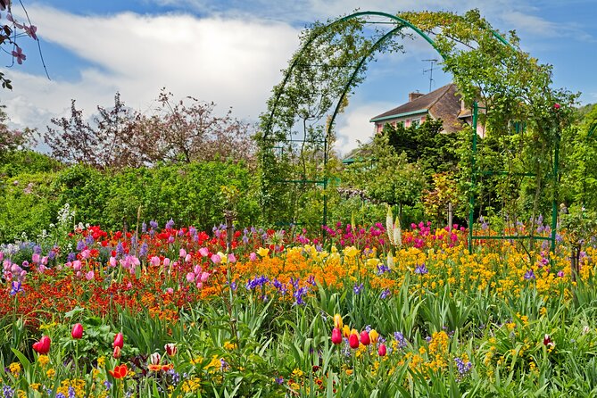 Giverny Monet'S House and Gardens Half Day Tour From Paris - Last Words