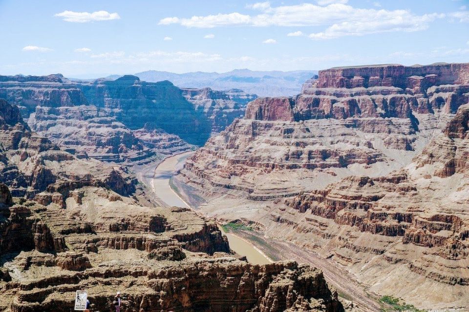 Grand Canyon West Rim: Small Group Day Trip From Las Vegas - Tour Guide Services