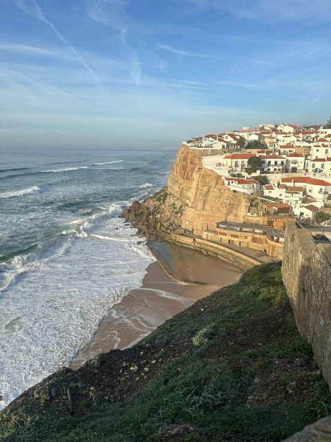 Group Tour Sintra: Highlights, Coastline and Cascais - Cascais Coastline