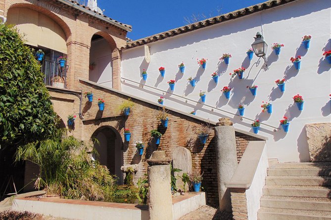 Guided Tour Jewish Quarter and Mosque-Cathedral of Córdoba With Tickets - Common questions