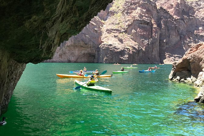 Half-Day Emerald Cove Kayak Tour - The Sum Up