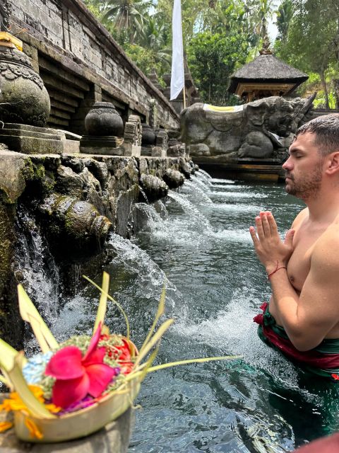 HOLY BATH IN TIRTA EMPUL TEMPLE - Last Words