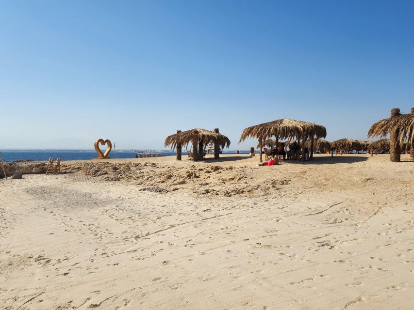 Hurghada: Three Hours on Magawish Island Tour by Speedboat - Directional Guidelines for the Tour