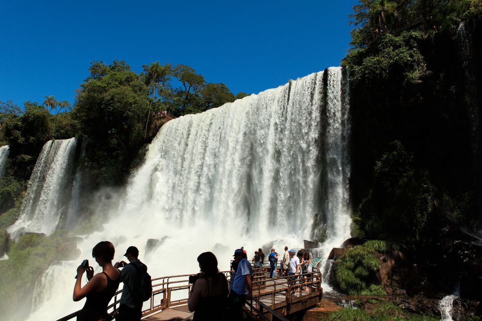 Iguazú Falls Brazil & Argentina 3-Day In-Out Transfers - Common questions