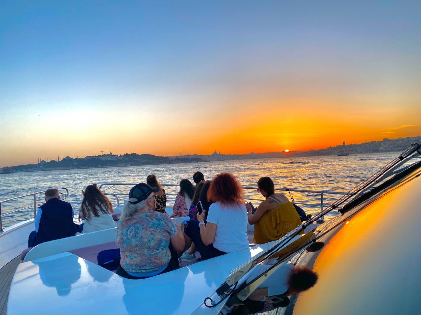 Istanbul: Bosphorus Sunset Cruise With Dinner - Common questions