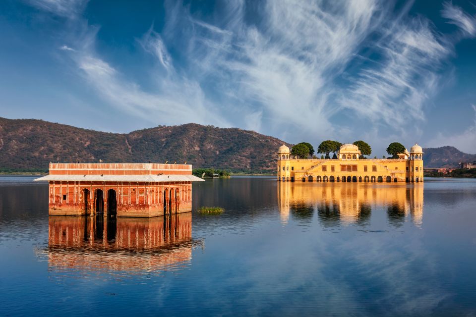 Jaipur Amer Fort, Jal Mahal & Stepwell Private Half-Day Tour - Itinerary