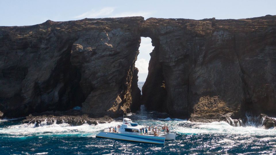 Kauai: Niihau and Na Pali Coast Full-Day Boat Tour - Common questions