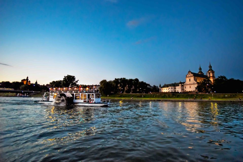 Krakow: 1-Hour Evening Vistula River Cruise - Tips for a Memorable Experience