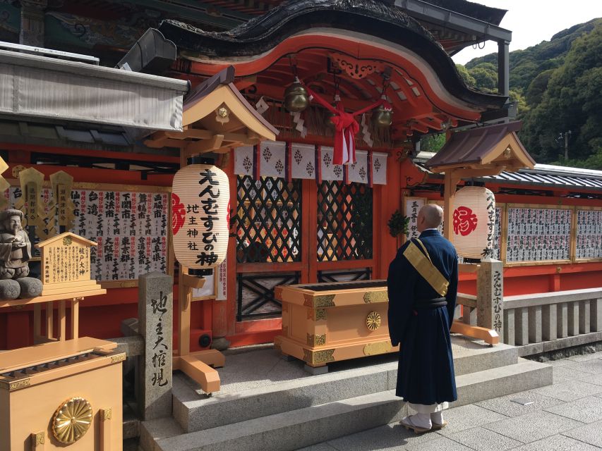 Kyoto: Early Bird Visit to Fushimi Inari and Kiyomizu Temple - Common questions