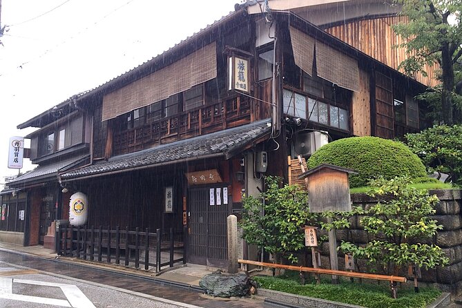 Kyoto Fushimi District Food and History Tour - Unforgettable Customer Experiences