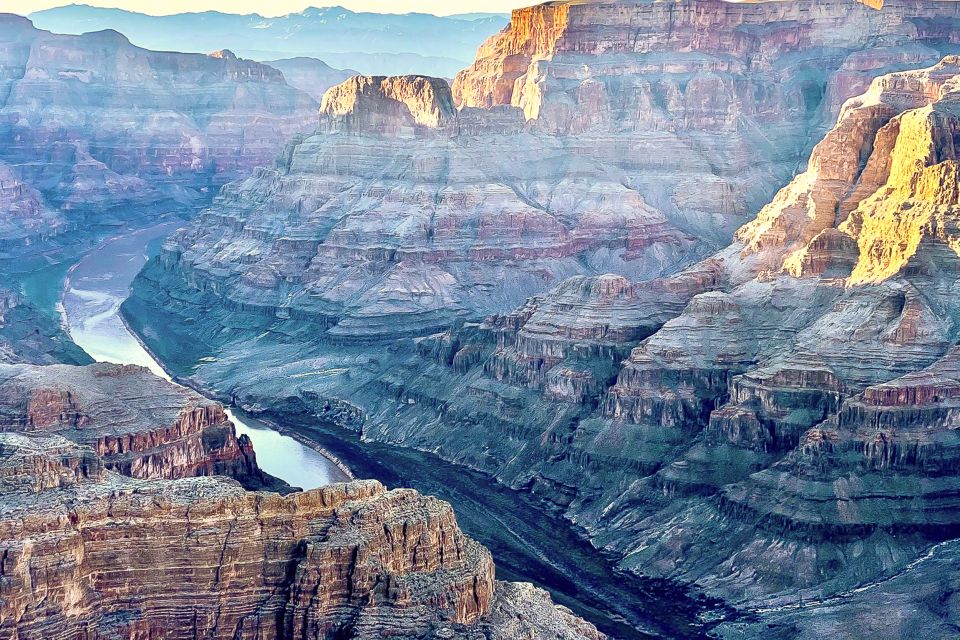 Las Vegas: Grand Canyon, Hoover Dam, Lunch, Optional Skywalk - Common questions