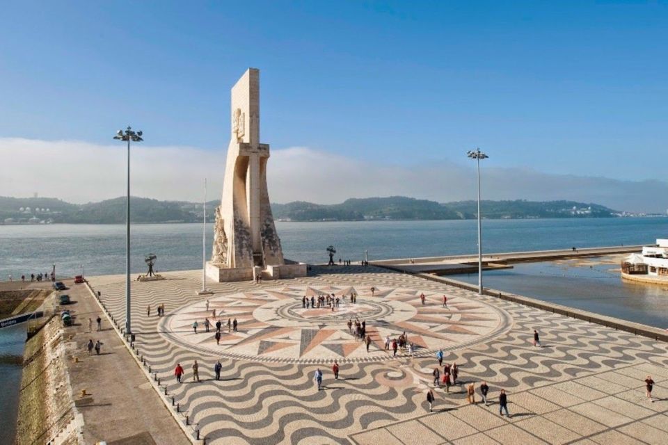 Lisbon: City Sightseeing Half-Day Private Tuk Tuk Tour - Guide Expertise