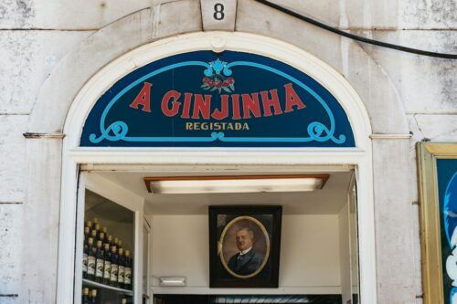 Lisbon: Food and Wine Small Group Walking Tour - Tips for Navigating Lisbons Neighborhoods