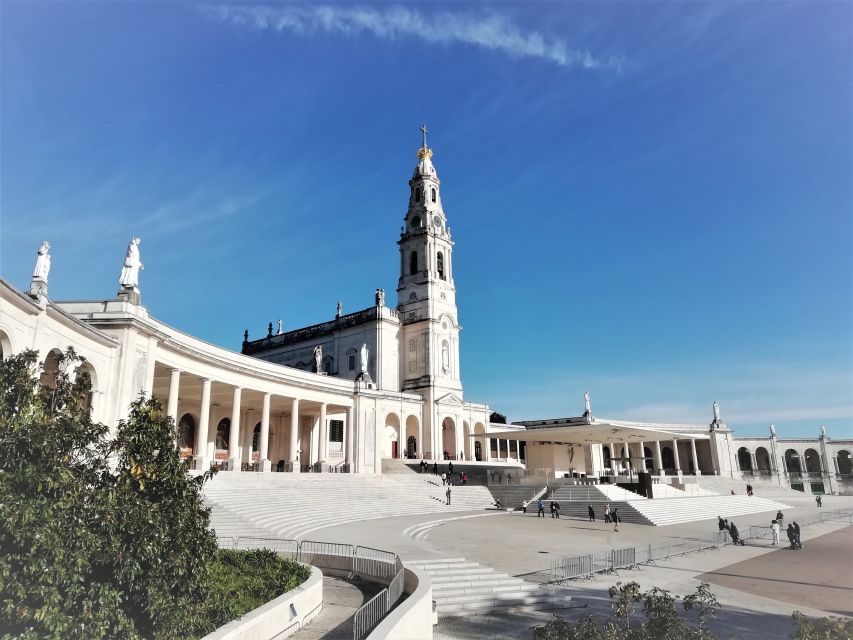 Lisbon: Full-Day Private Guided Tour to Fátima - Common questions