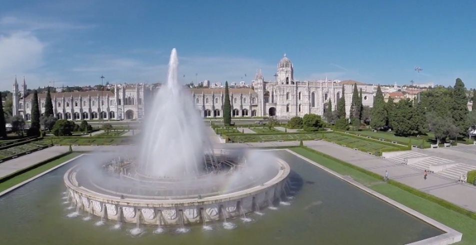 Lisbon: Private 6-Hour Sightseeing Tour - Amenities and Services