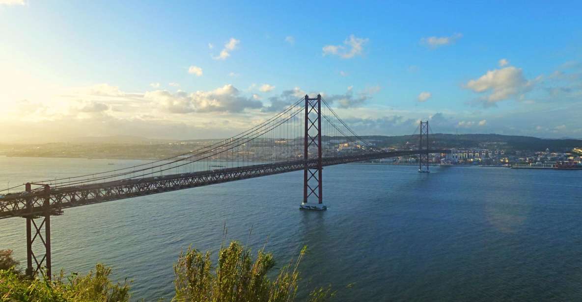 Lisbon: Scenic Sightseeing Private Tour by Minivan - Must-See Locations in Lisbon