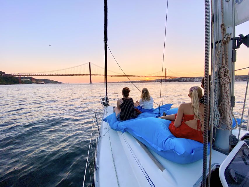 Lisbon: Tagus River Sunset Cruise With Locals - Passenger Reviews and Recommendations