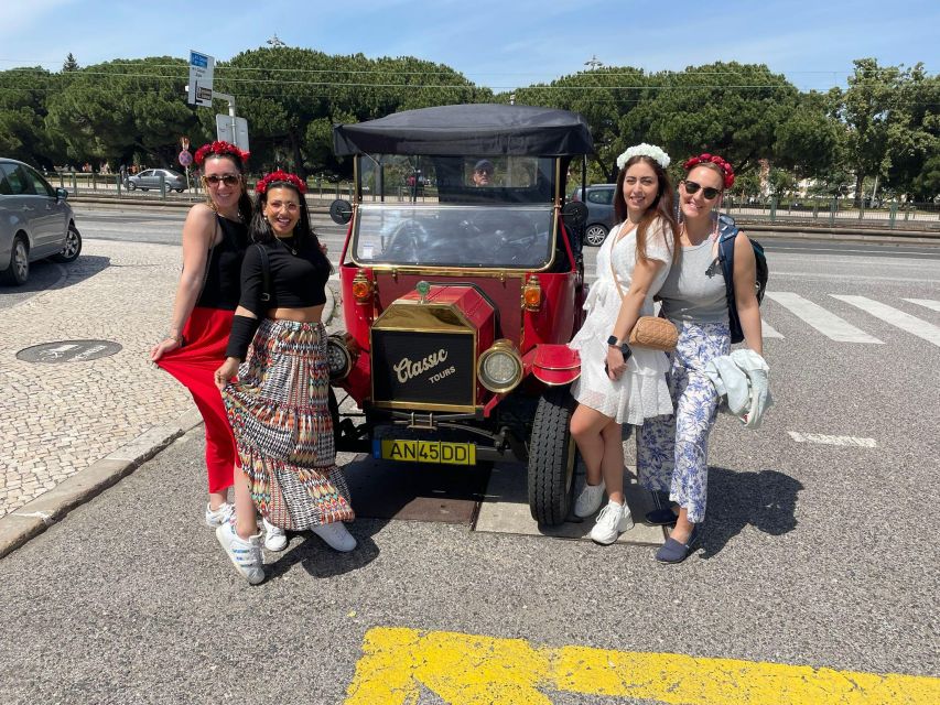 Lisbon: Tour on Board a Classic Car - Local Guide Expertise