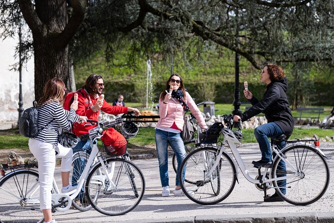 Lucca Bikes and Bites With Food Tastings for Small Groups or Private - Meeting Point and Tour Times
