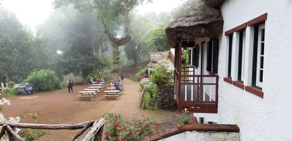 Madeira: Santana Traditional Houses Private Half-Day Tour - Duration and Guide