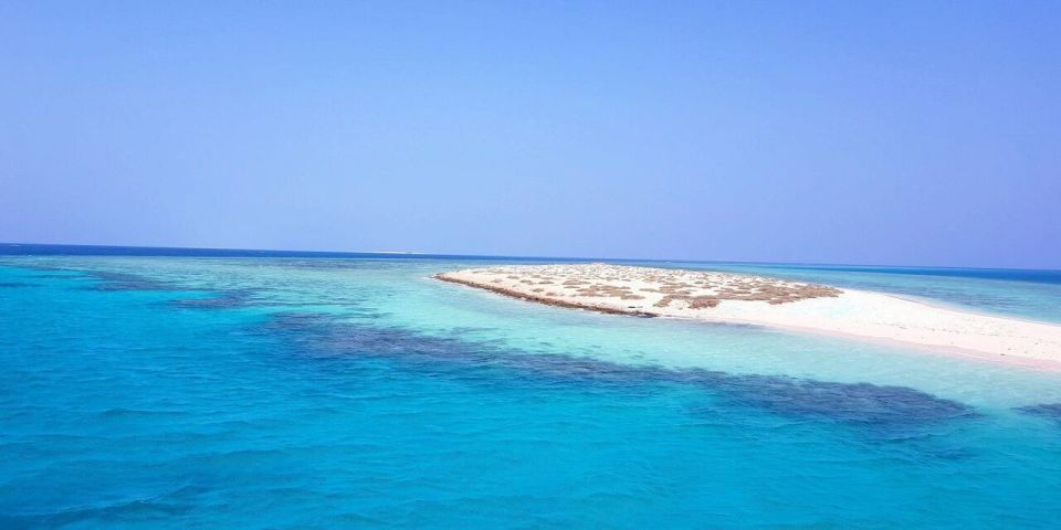 Marsa Alam: Hamata Islands Snorkeling Trip With Lunch - Snorkeling Experience