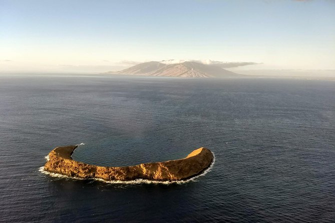 Maui Circle Island-Private-Air Tour: up to 3: Waterfalls & Lava! - Weight Requirement