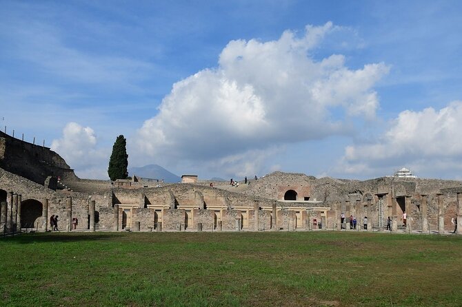 Naples City and Pompeii Half Day Sightseeing Tour - Transportation Details