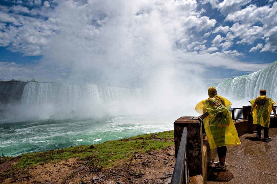 Niagara Falls, Canada: Sightseeing Tour With Boat Ride - Common questions