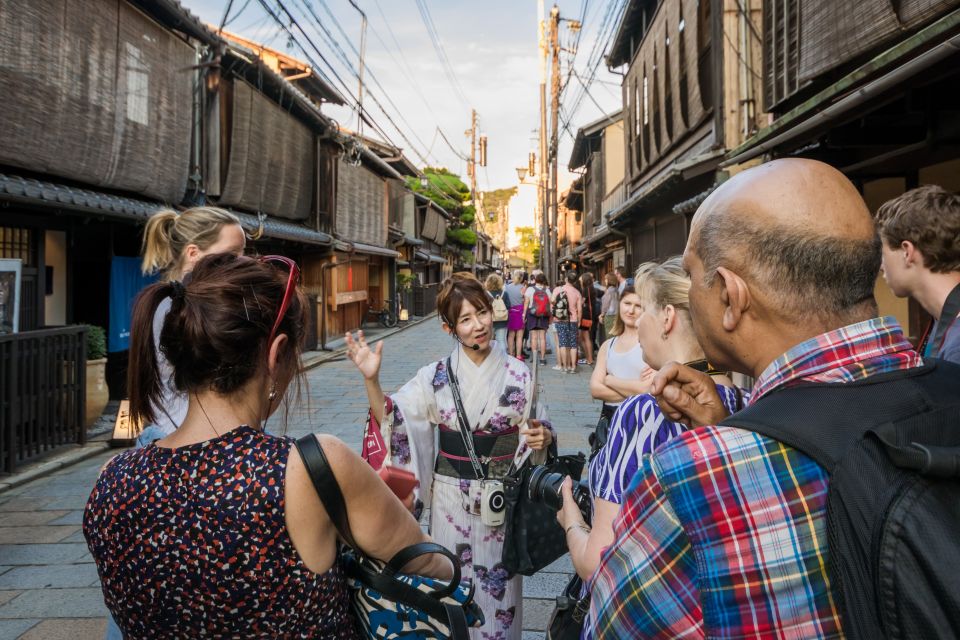 Night Walk in Gion: Kyoto's Geisha District - Reviews and Ratings Overview