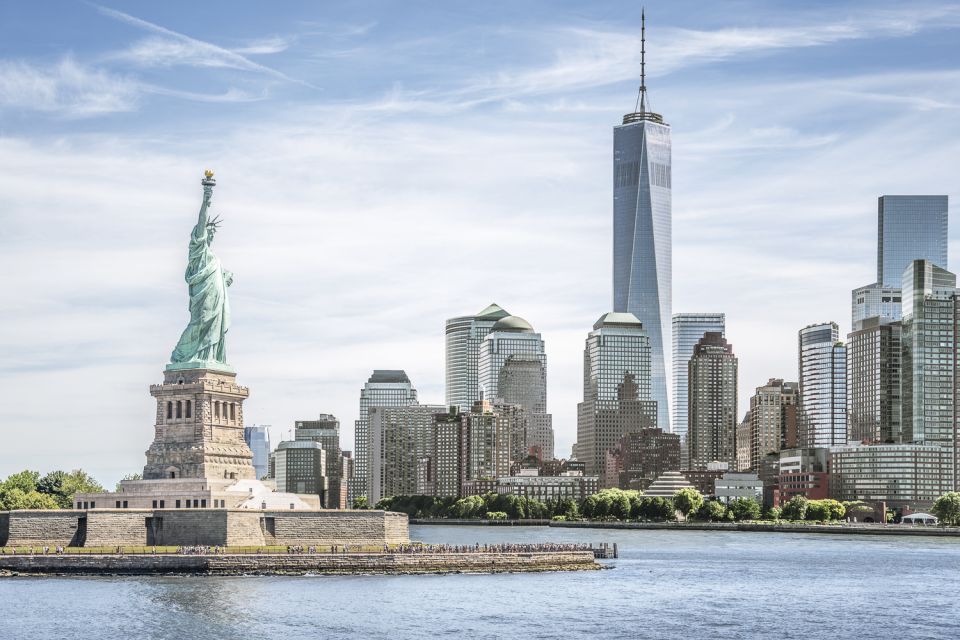 NYC: Manhattan Skyline Brunch Cruise With a Drink - Pricing and Reservations