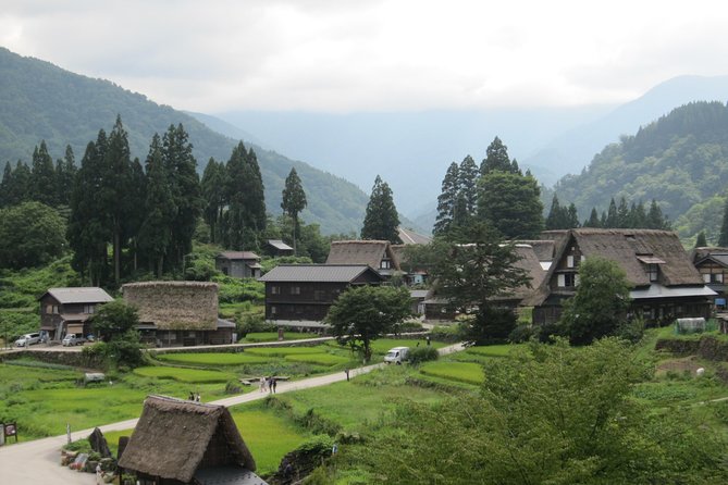 [One-Day Bus Tour Departing From Kanazawa Station] Shirakawa-Go and Gokayama - Two World Heritage Villages - Common questions