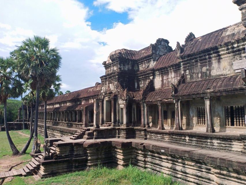 One Day Shared Trip to Angkor Temples With Sunset - Temple Exploration